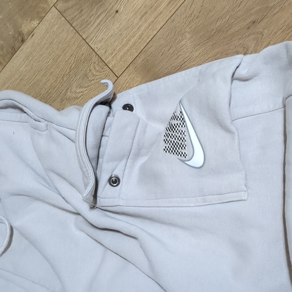 Nike loose fit beige Unisex cargo pants Size Small - Picture 3 of 10